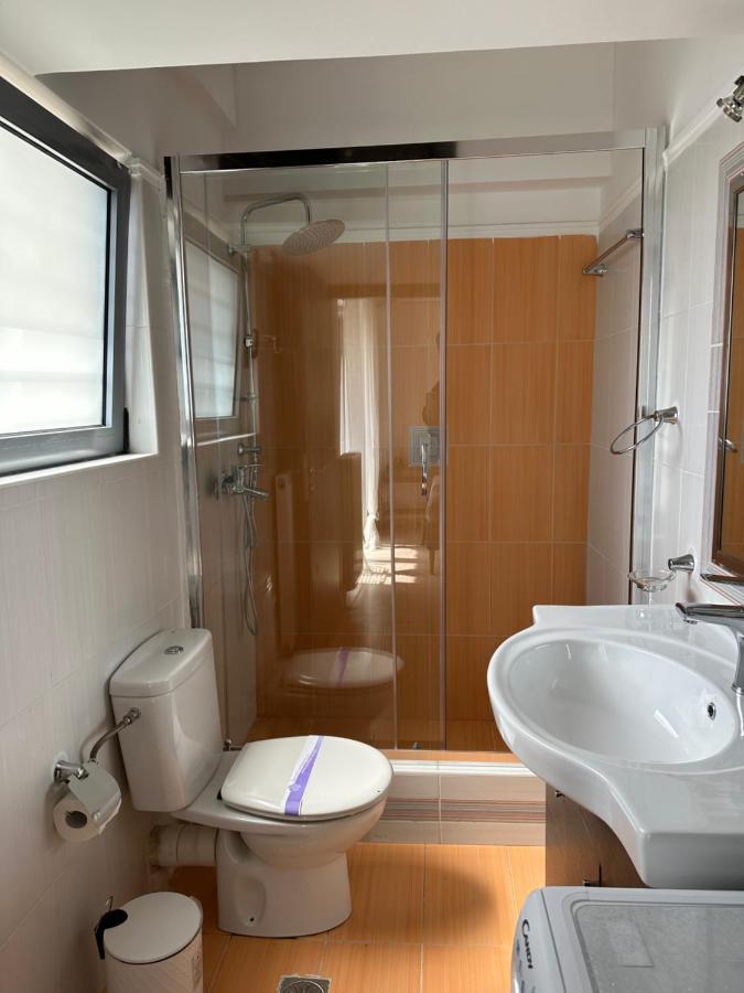 Elegant Escapes 4 Atenas